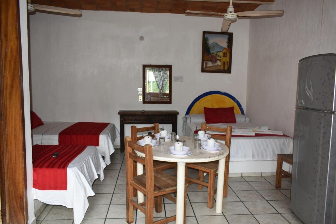 Hotel Y Bungalows Islas Careyes Los Ayala Buitenkant foto